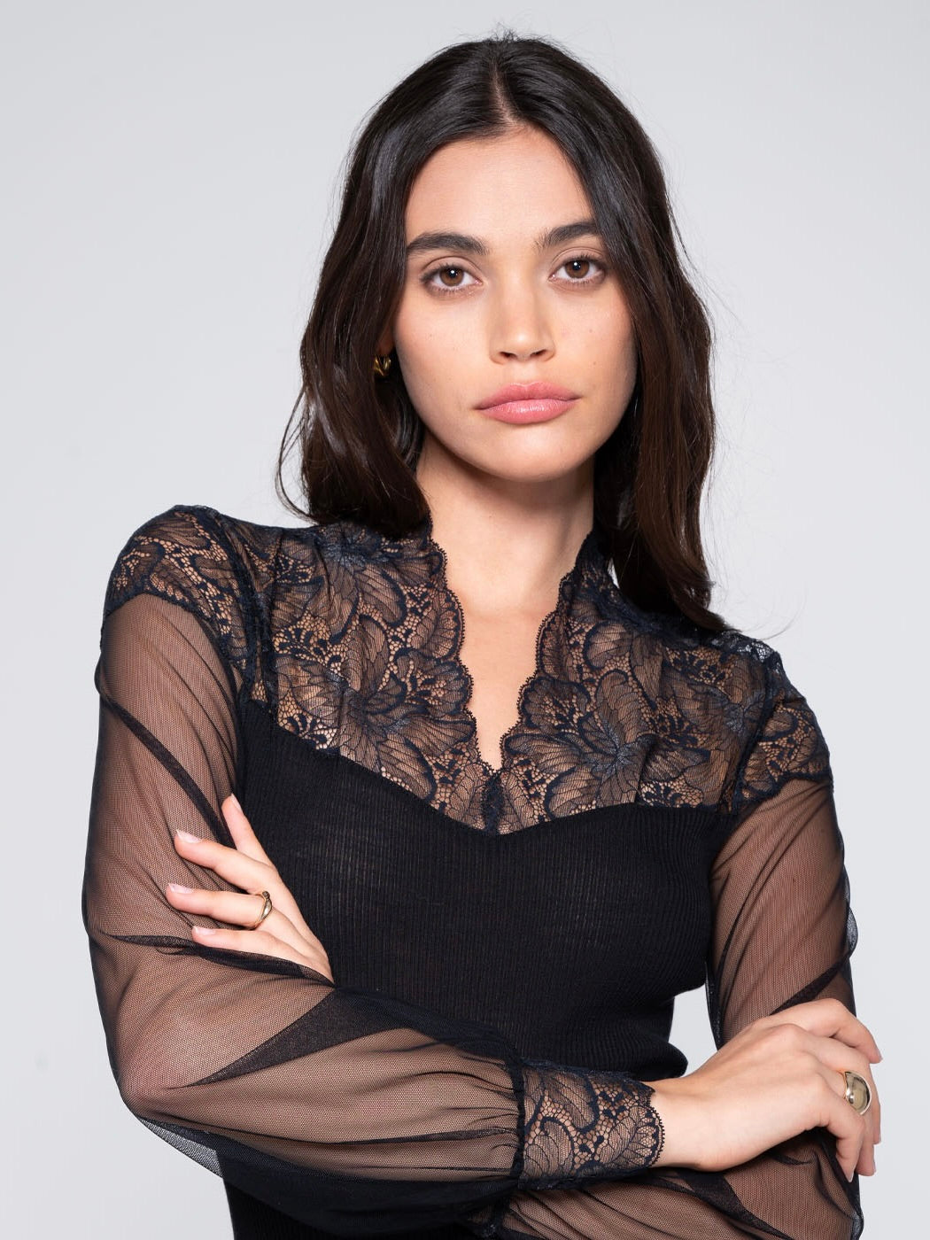 Longsleeve with Lace