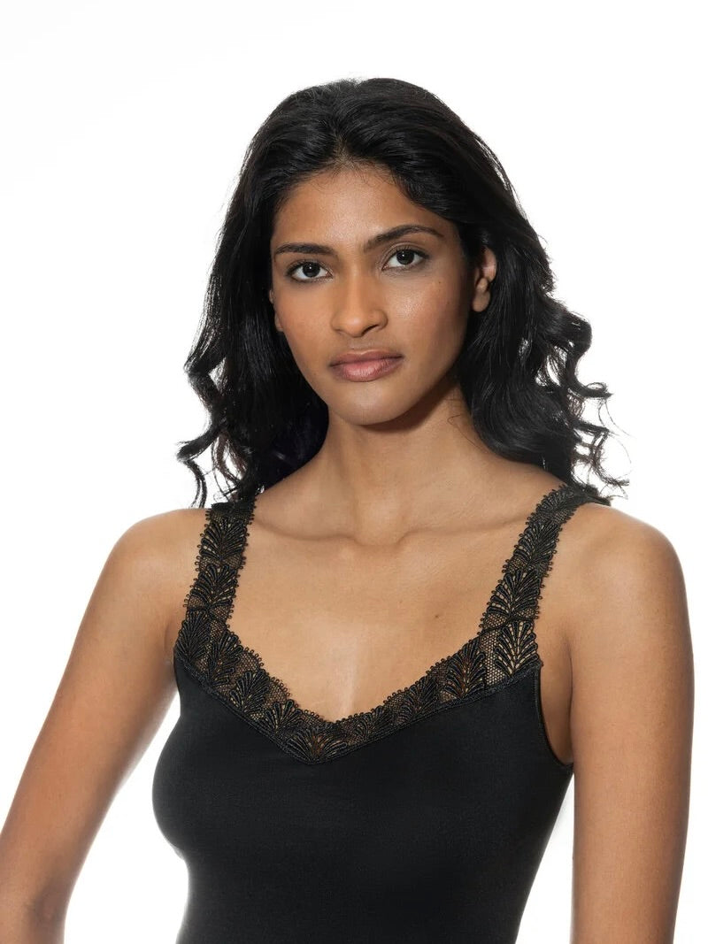 Emotion Elegance Top Black