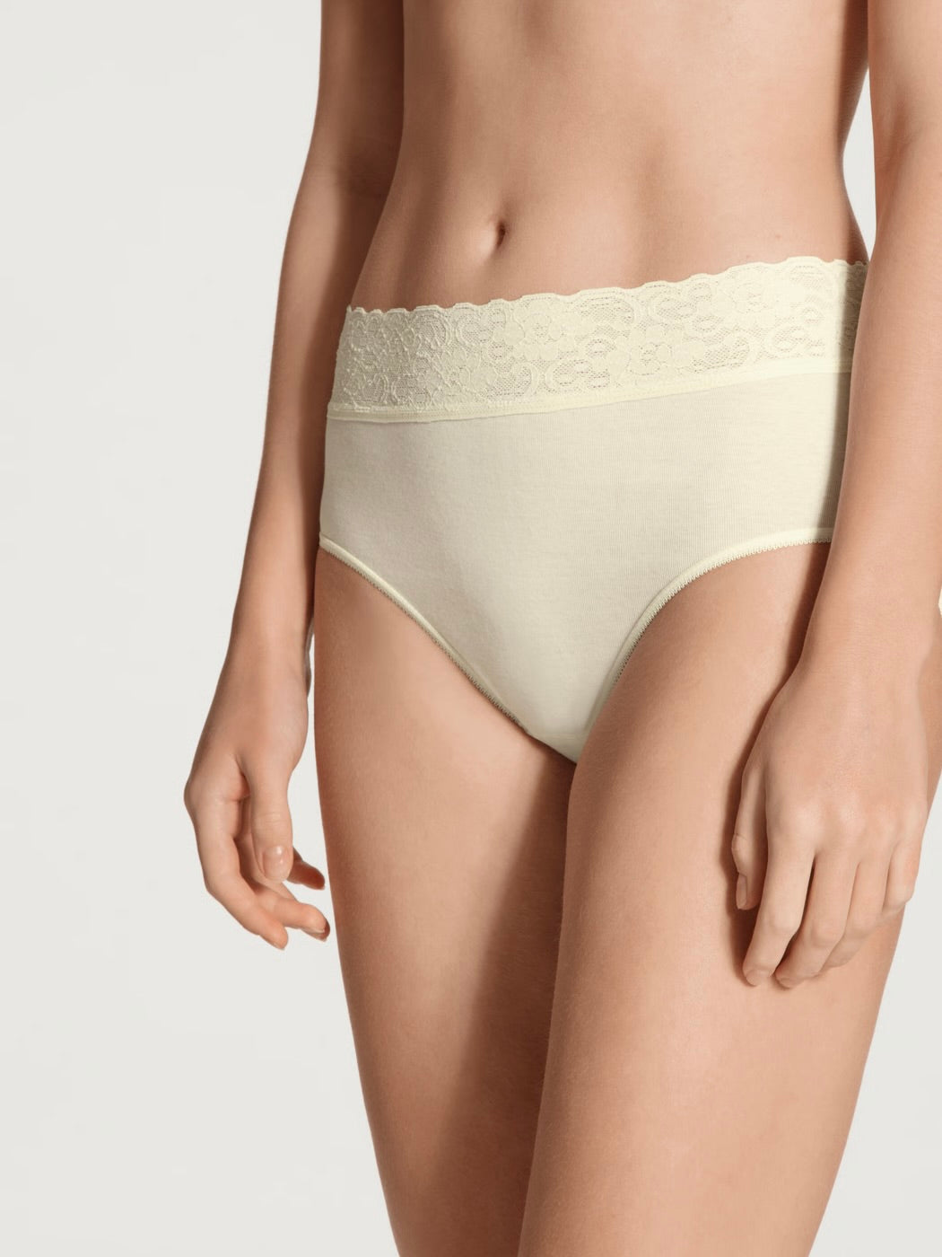 Iconics Midi Brief Champagne