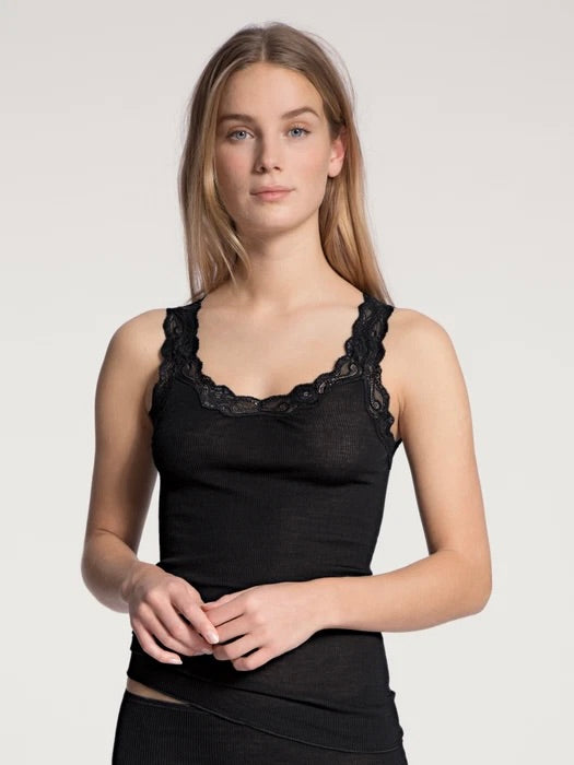 Richesse Lace Tank Top Black