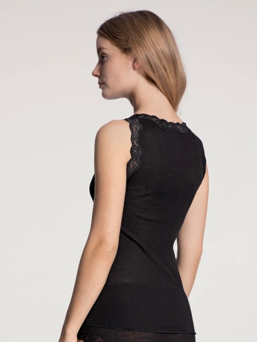 Richesse Lace Tank Top Black