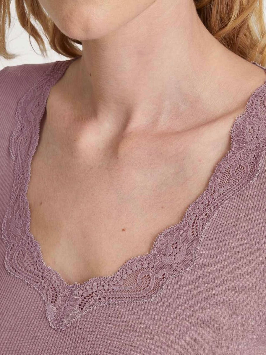 Richesse Lace Long Sleeve Elderberry