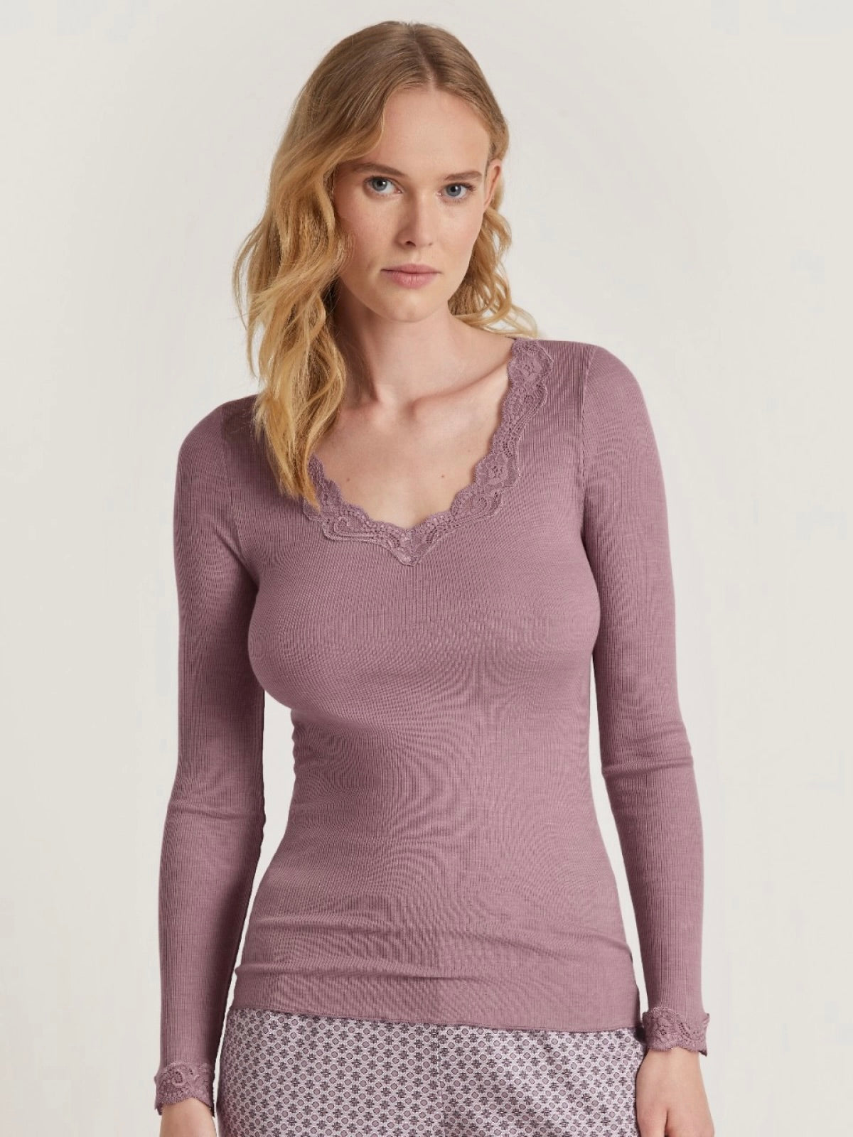 Richesse Lace Long Sleeve Elderberry
