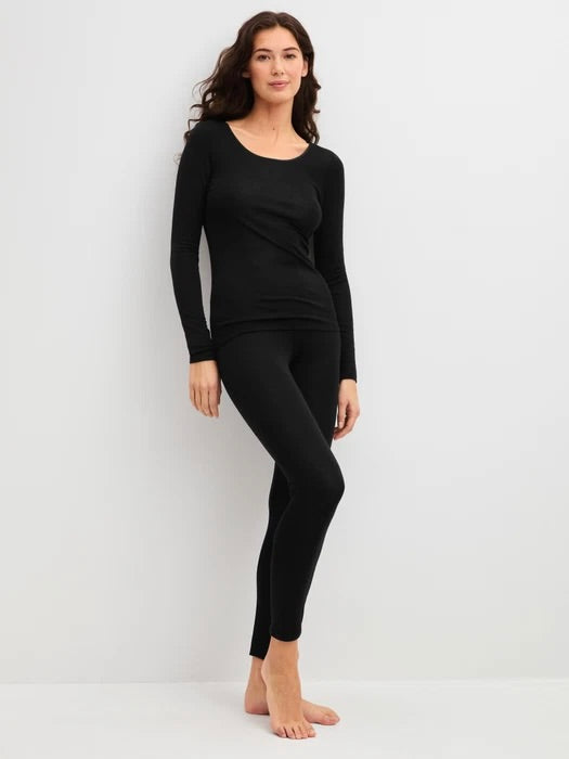 True Confidence Wool and Silk Black