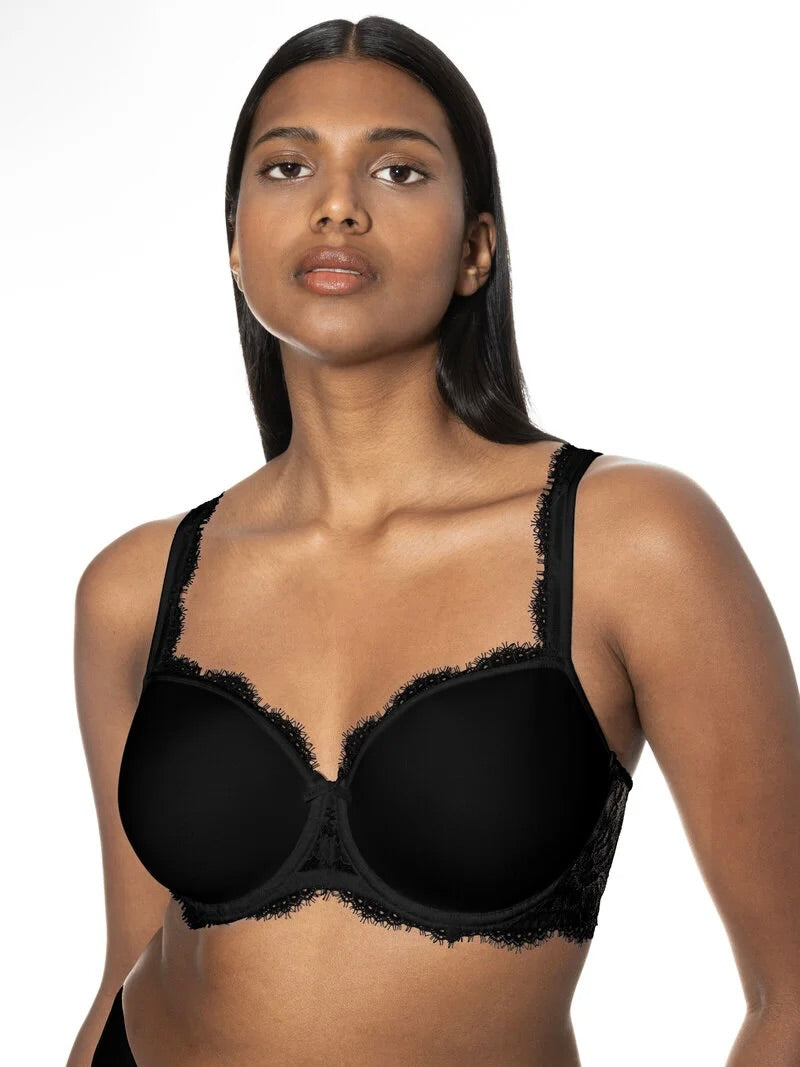 Amazing Half Cup Spacer Bra Black