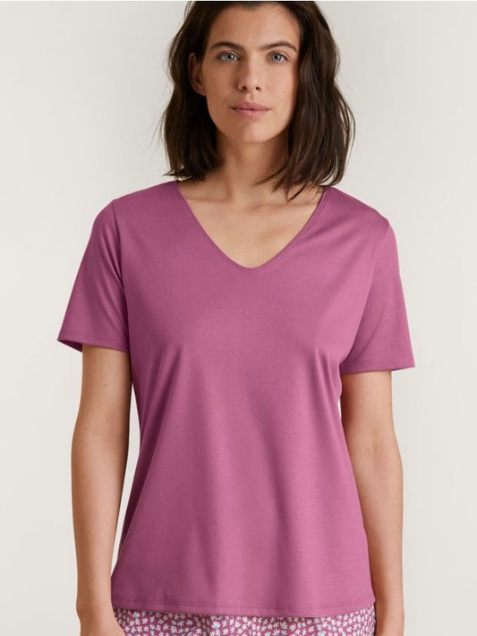 Favourites Harmony V-Shirt