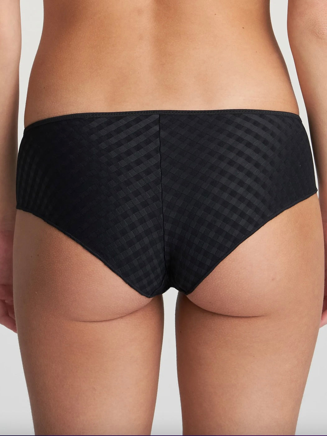 Avero Hotpants Black